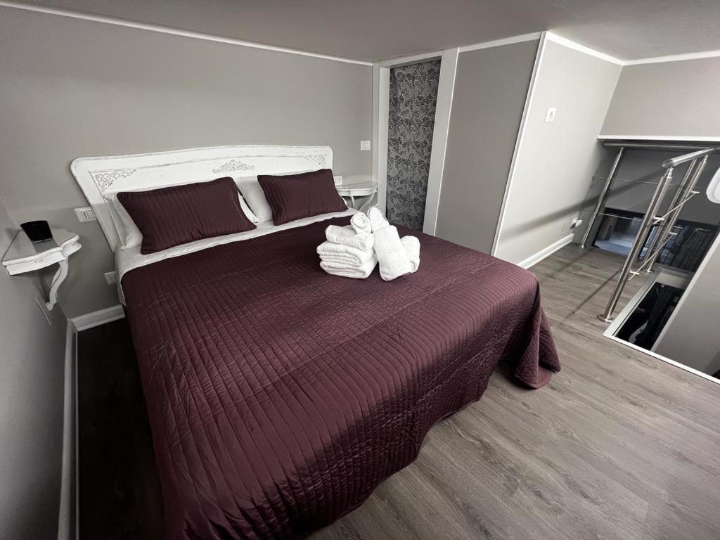Leopardi House 3 *