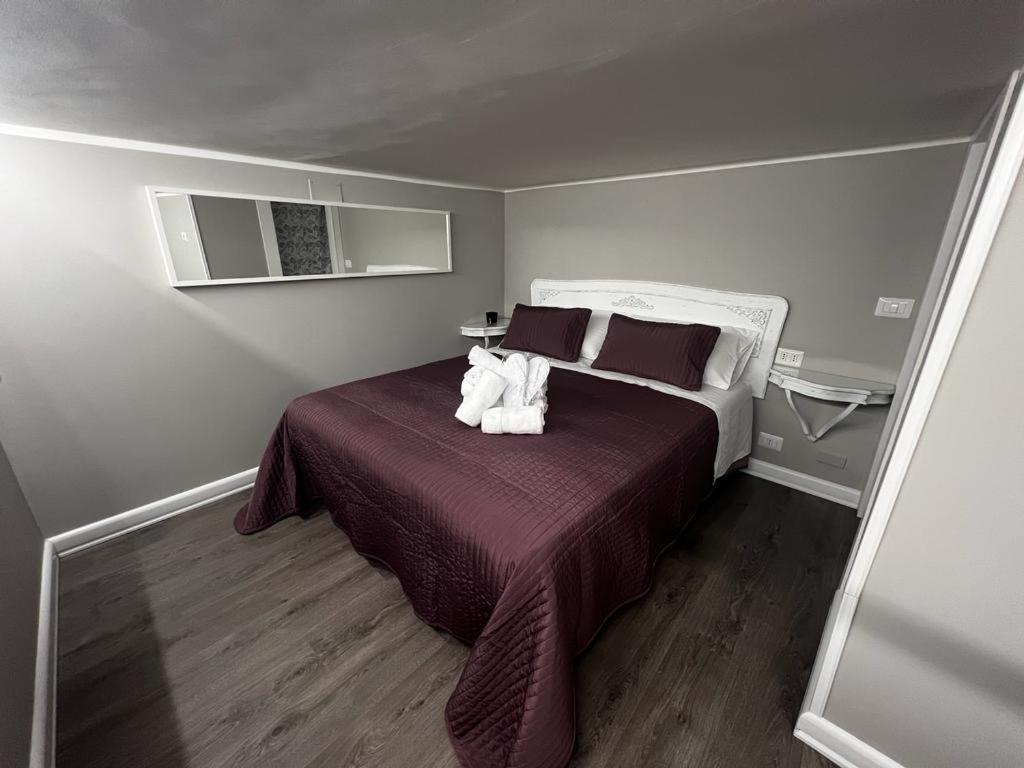 Leopardi House 3 *